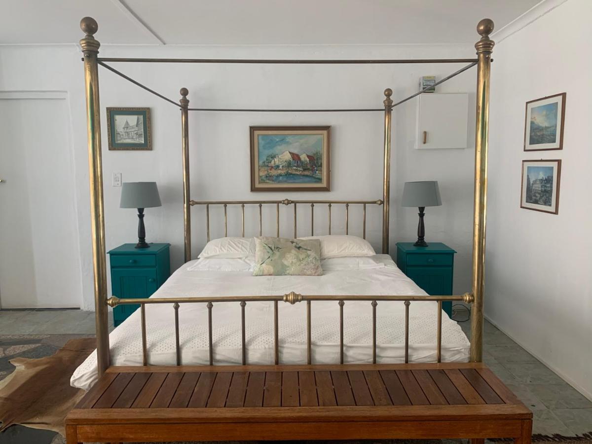 סטלנבוש The Little Hideaway Guesthouse מראה חיצוני תמונה